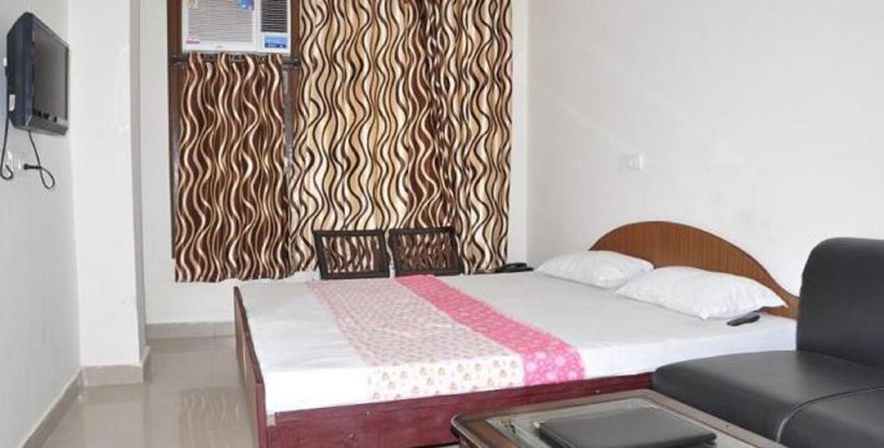 Hotel Kk Residency Чандигарх Экстерьер фото