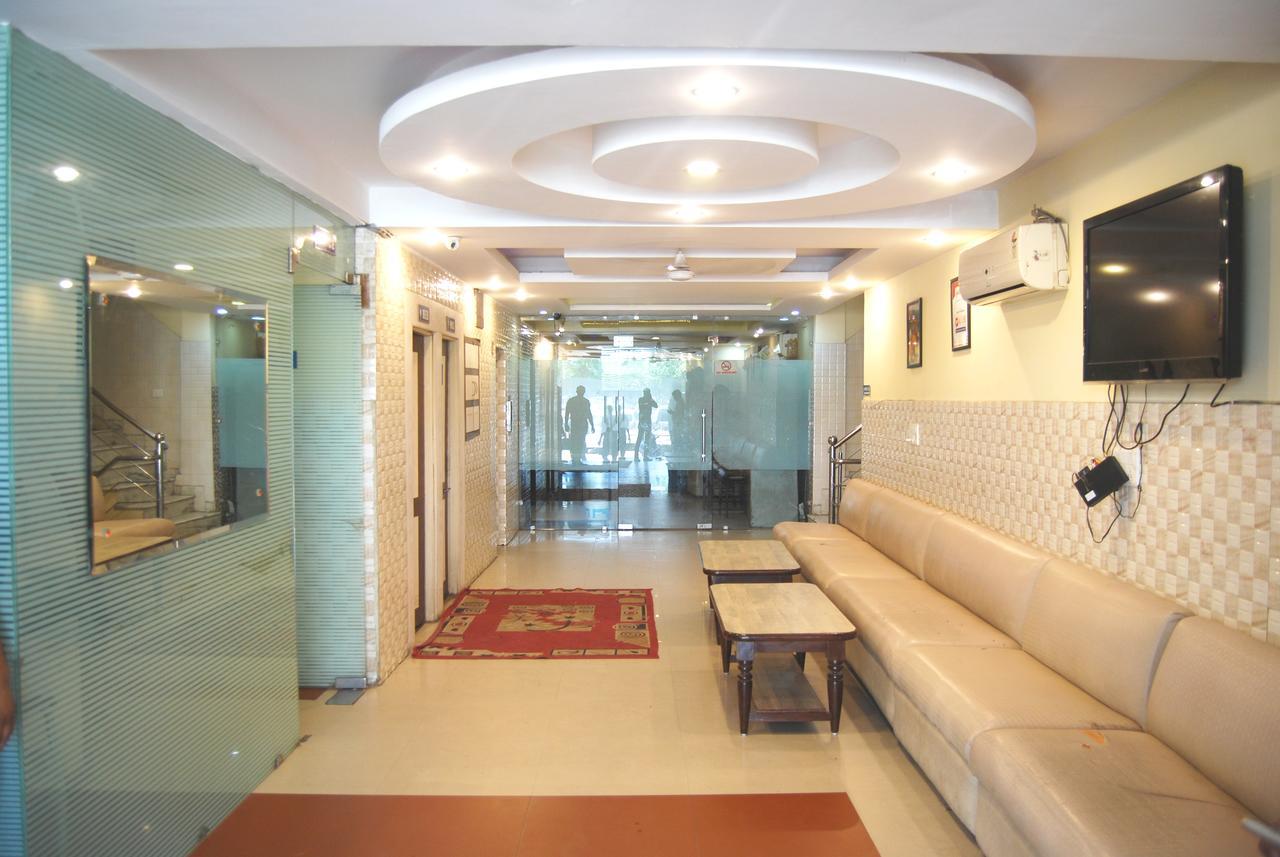 Hotel Kk Residency Чандигарх Экстерьер фото